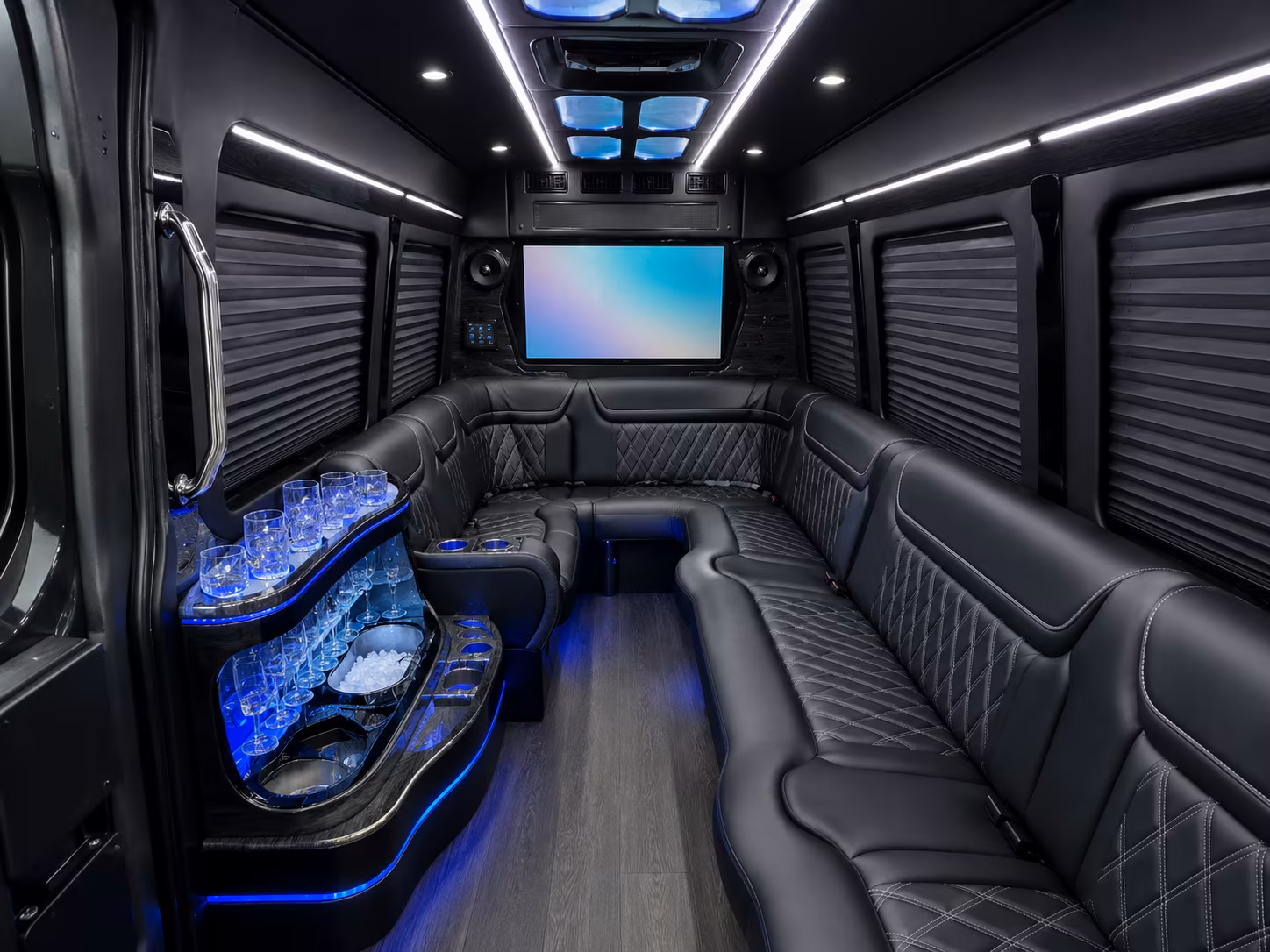 one bus keeps your corporate group together for west palm beach convention center events